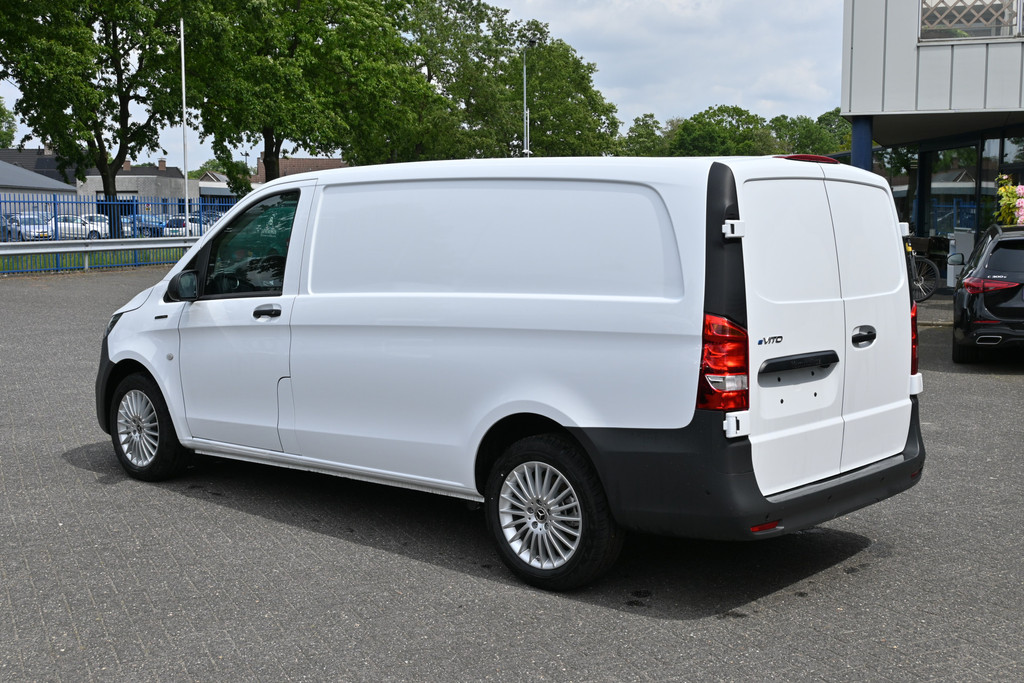 Mercedes-Benz eVito 11