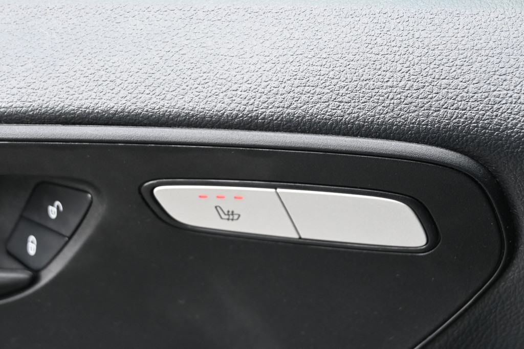 Mercedes-Benz Vito 15