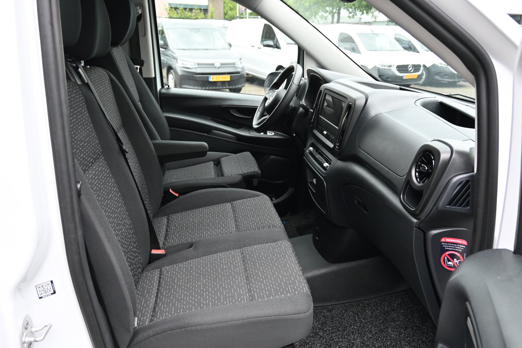 Mercedes-Benz Vito 7