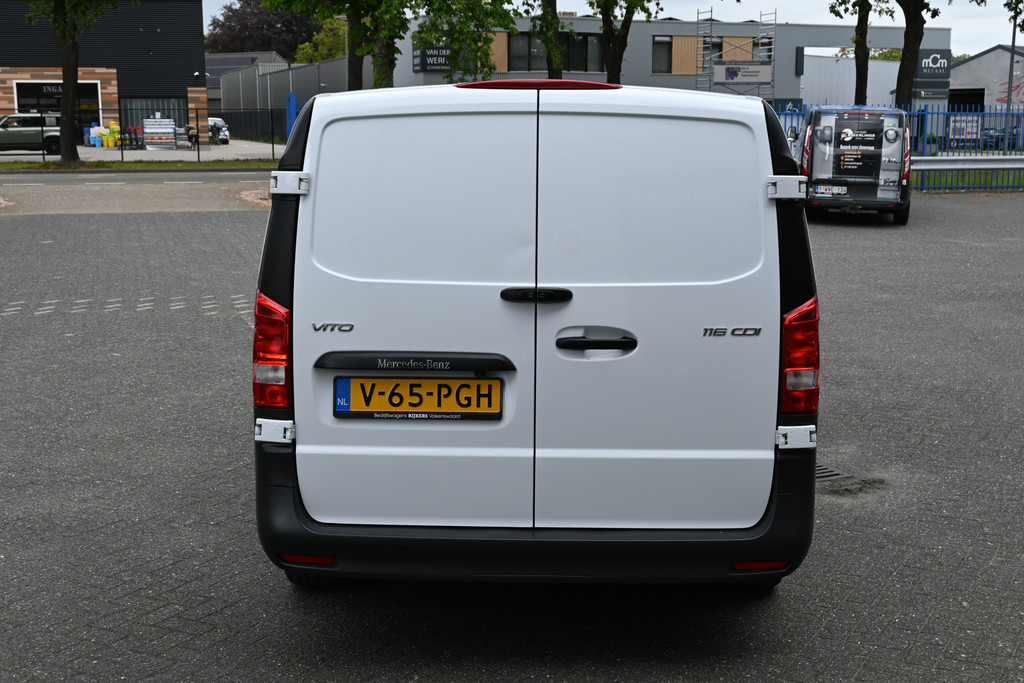 Mercedes-Benz Vito 9