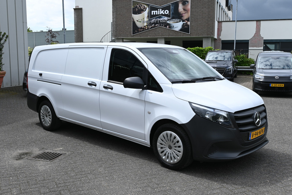 Mercedes-Benz Vito 8