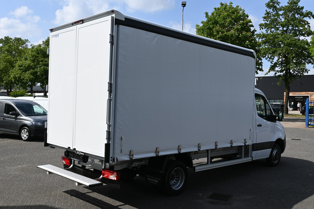 Mercedes-Benz Sprinter 1