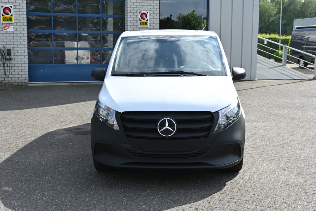 Mercedes-Benz Vito 1