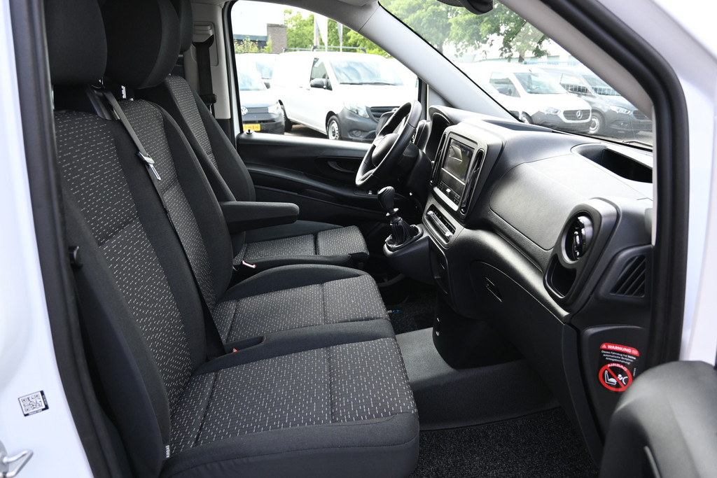 Mercedes-Benz Vito 7