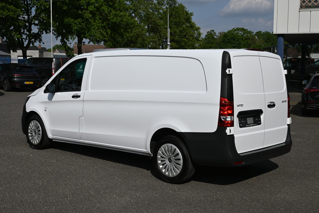Mercedes-Benz Vito 9