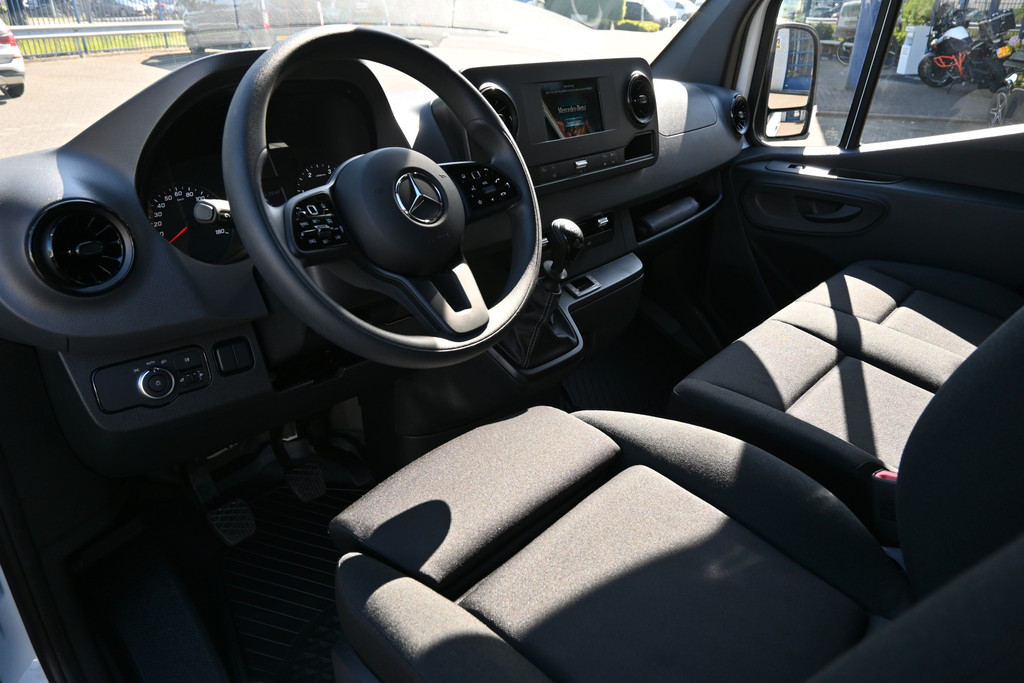Mercedes-Benz Sprinter 5