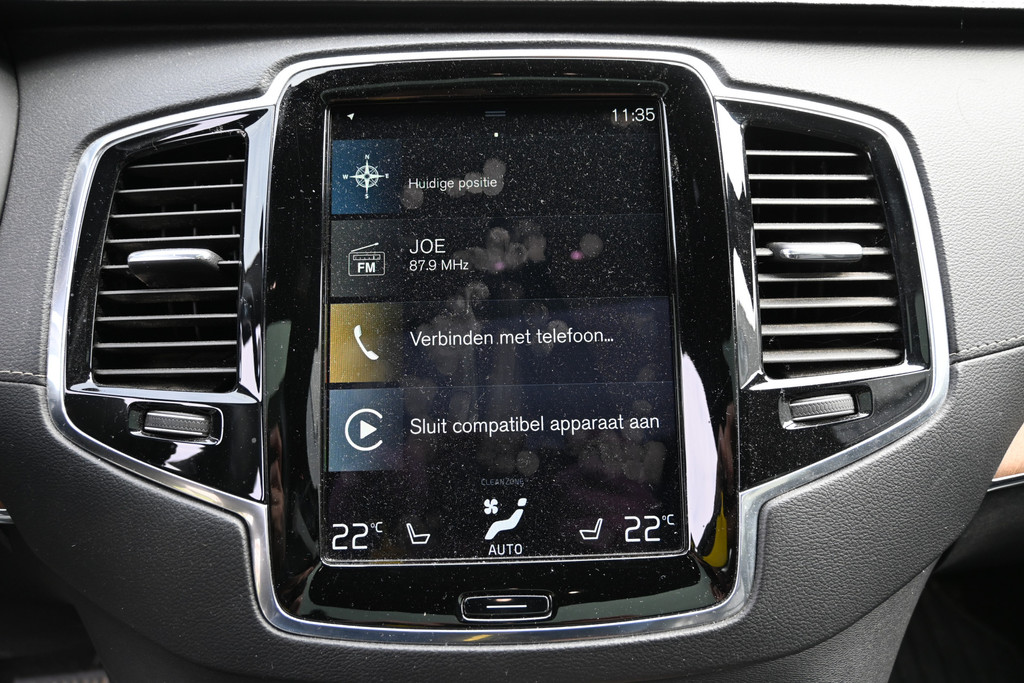 Volvo XC90 4