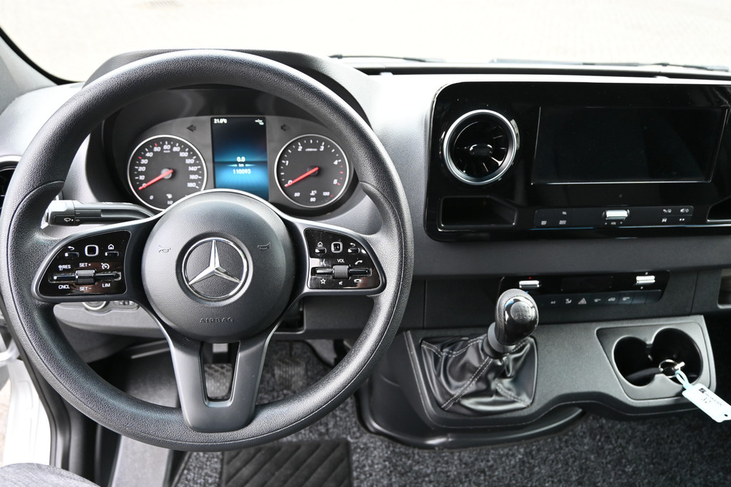 Mercedes-Benz Sprinter 15