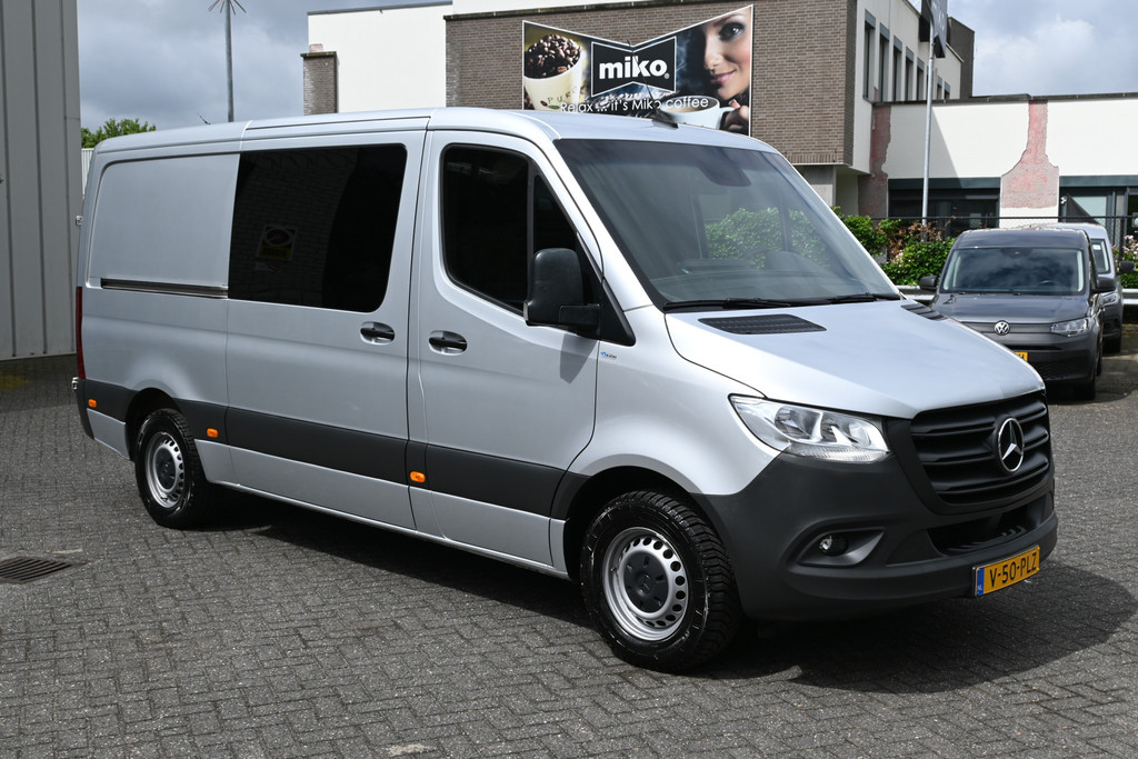 Mercedes-Benz Sprinter 9