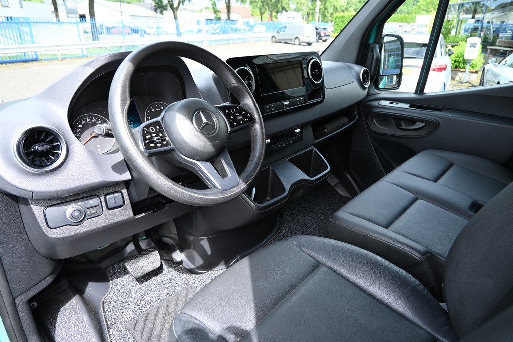 Mercedes-Benz Sprinter 3