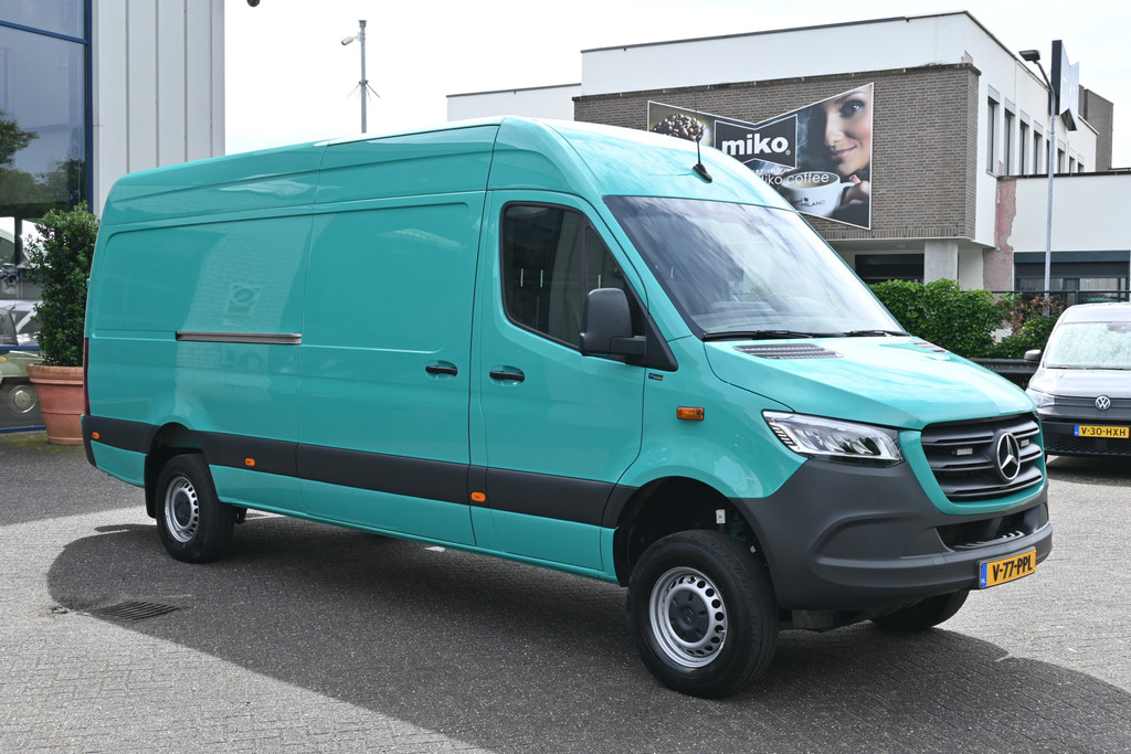 Mercedes-Benz Sprinter 9