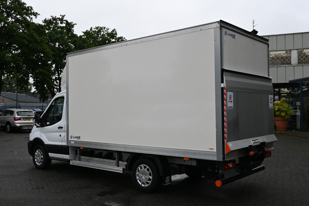 Ford E-Transit 14