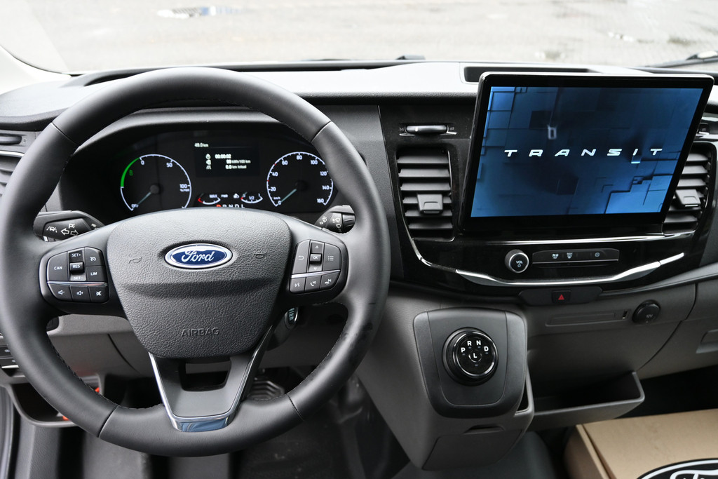 Ford E-Transit 15