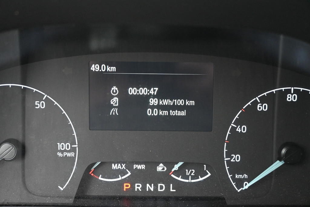Ford E-Transit 19