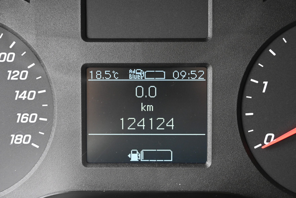 Mercedes-Benz Sprinter 15