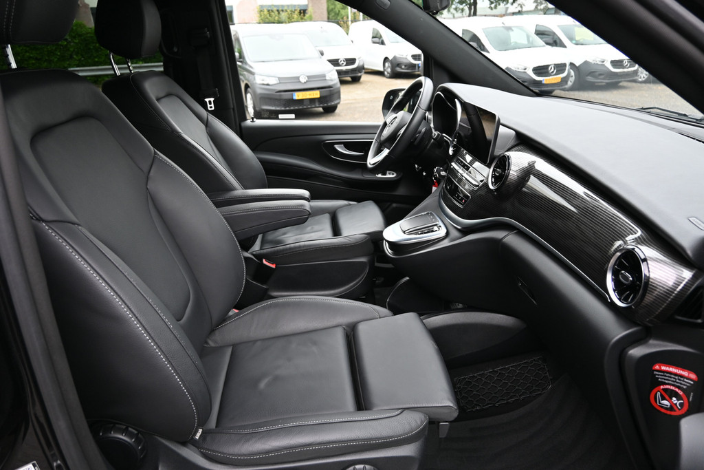 Mercedes-Benz EQV 13