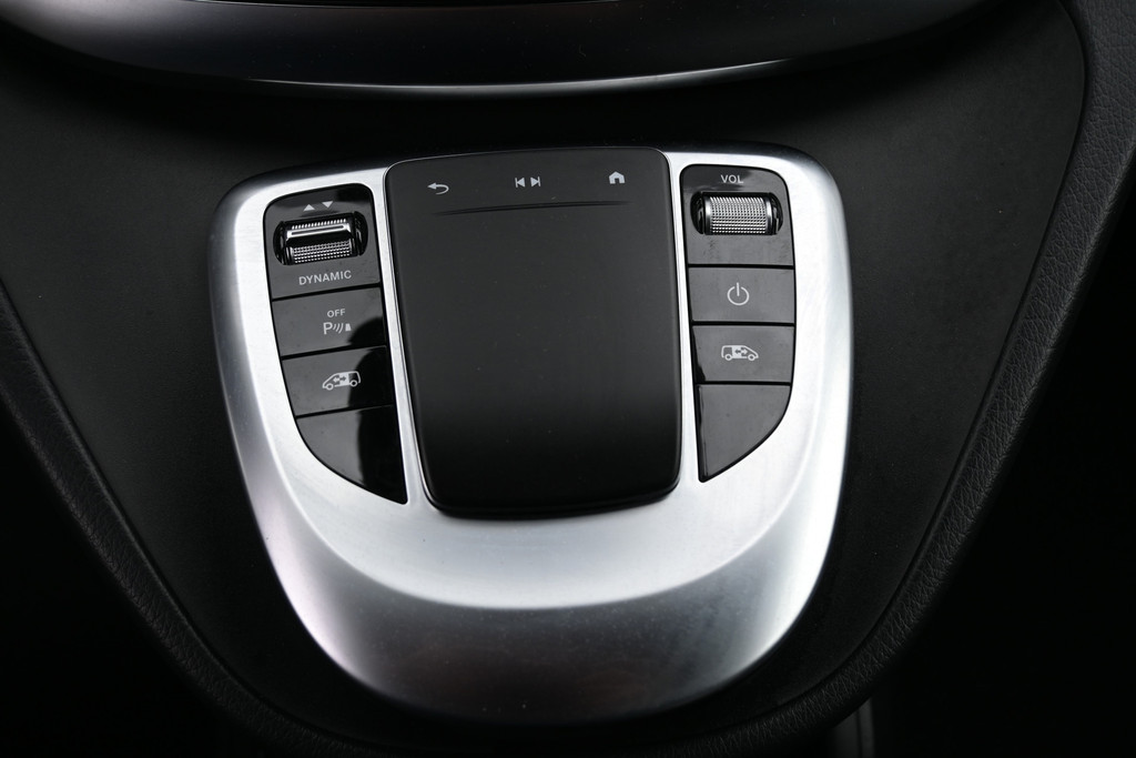 Mercedes-Benz EQV Rolstoel vervoer 7