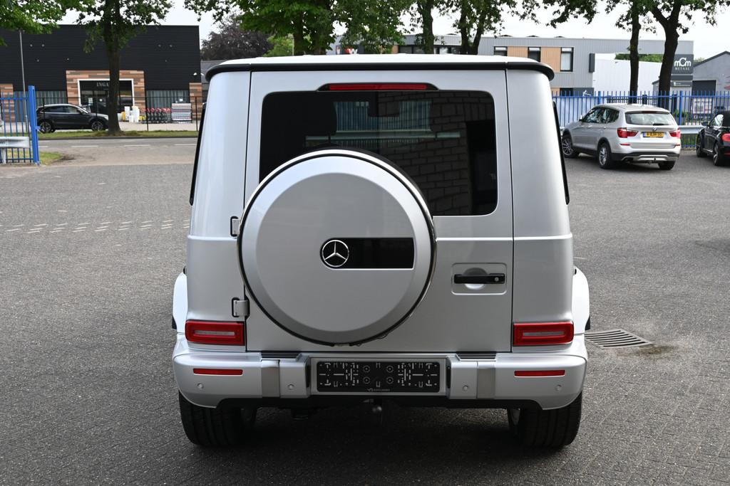 Mercedes-Benz G-Klasse 12