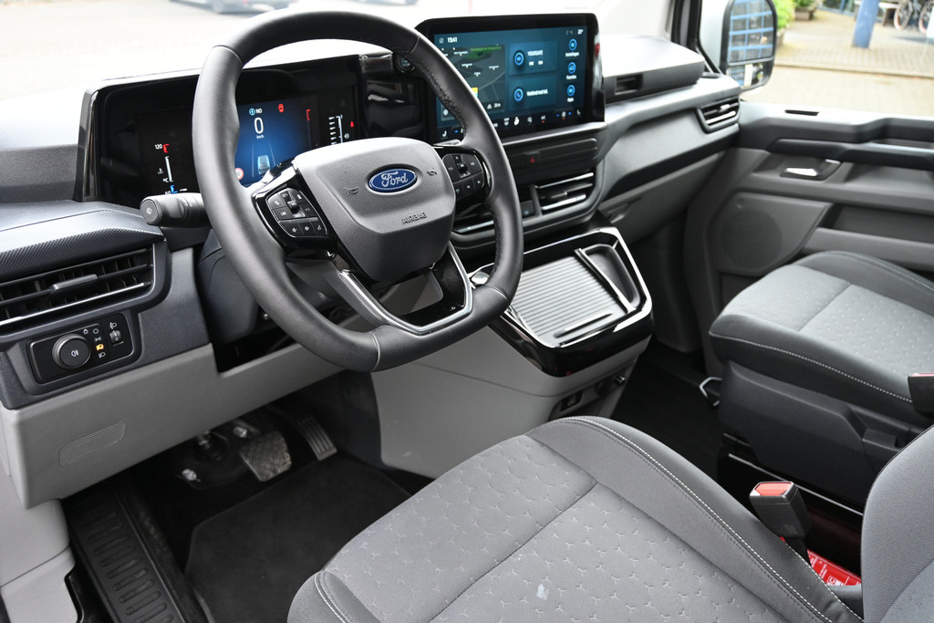 Ford Transit Custom 4