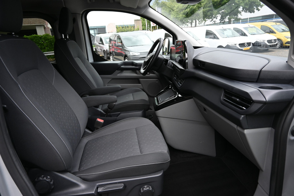 Ford Transit Custom 8