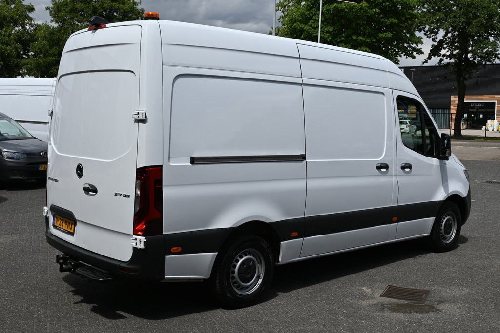 Mercedes-Benz Sprinter 2