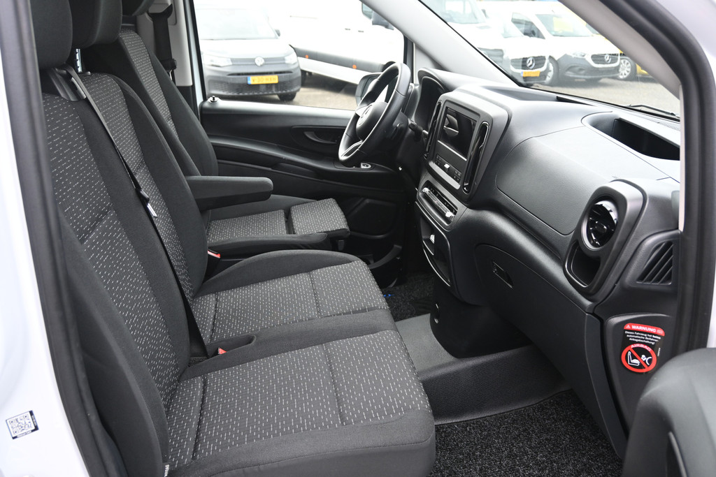 Mercedes-Benz Vito 7