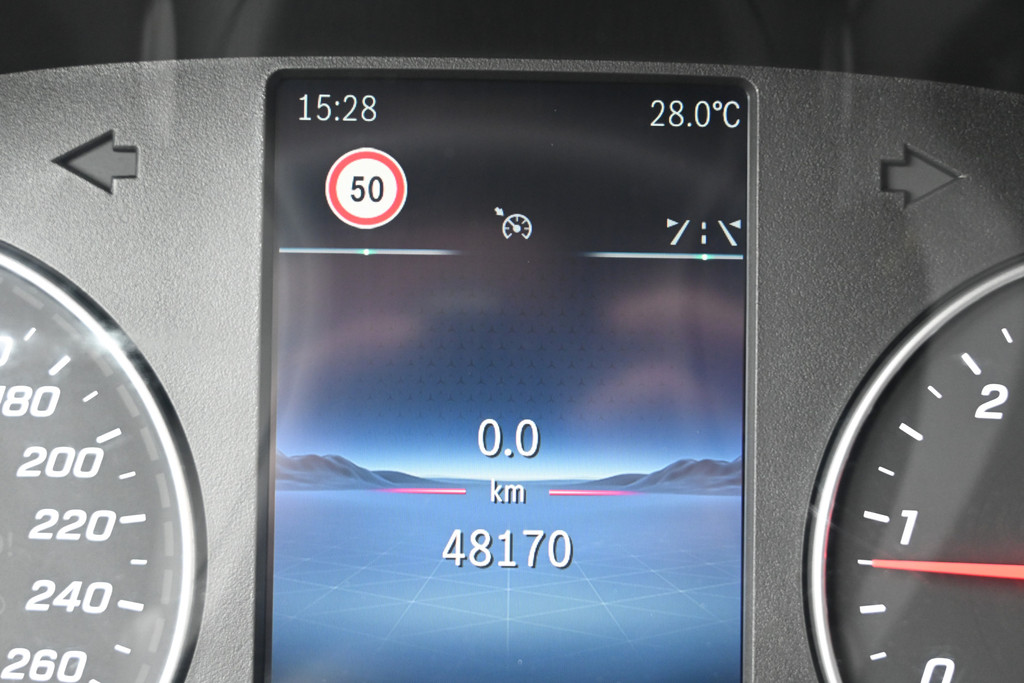 Mercedes-Benz Vito 16