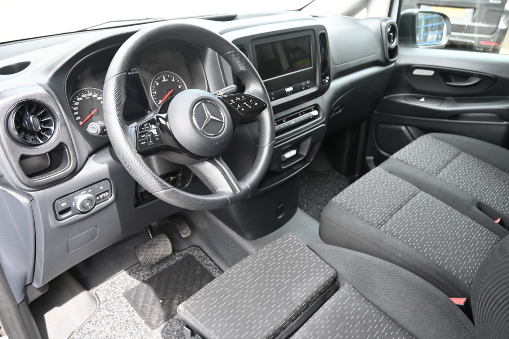 Mercedes-Benz Vito 3