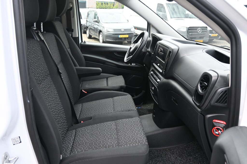 Mercedes-Benz Vito 7