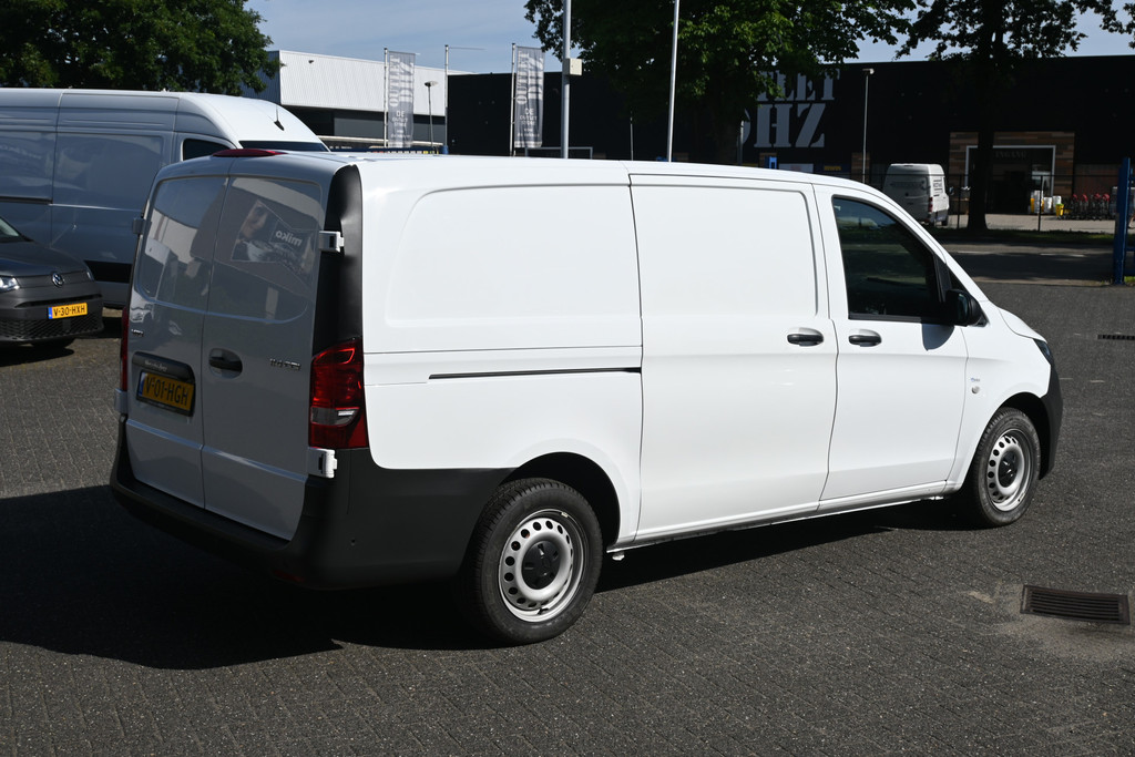 Mercedes-Benz Vito 2