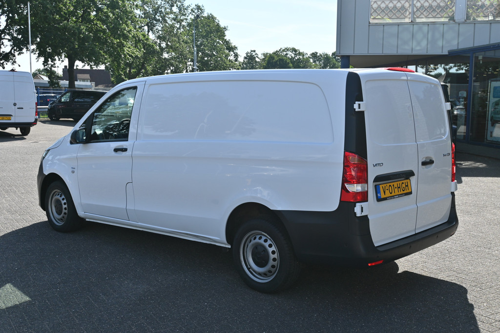 Mercedes-Benz Vito 7