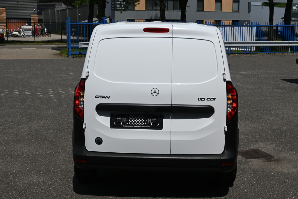 Mercedes-Benz Citan 10