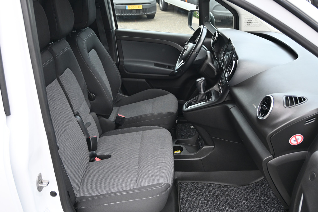 Mercedes-Benz Citan 8