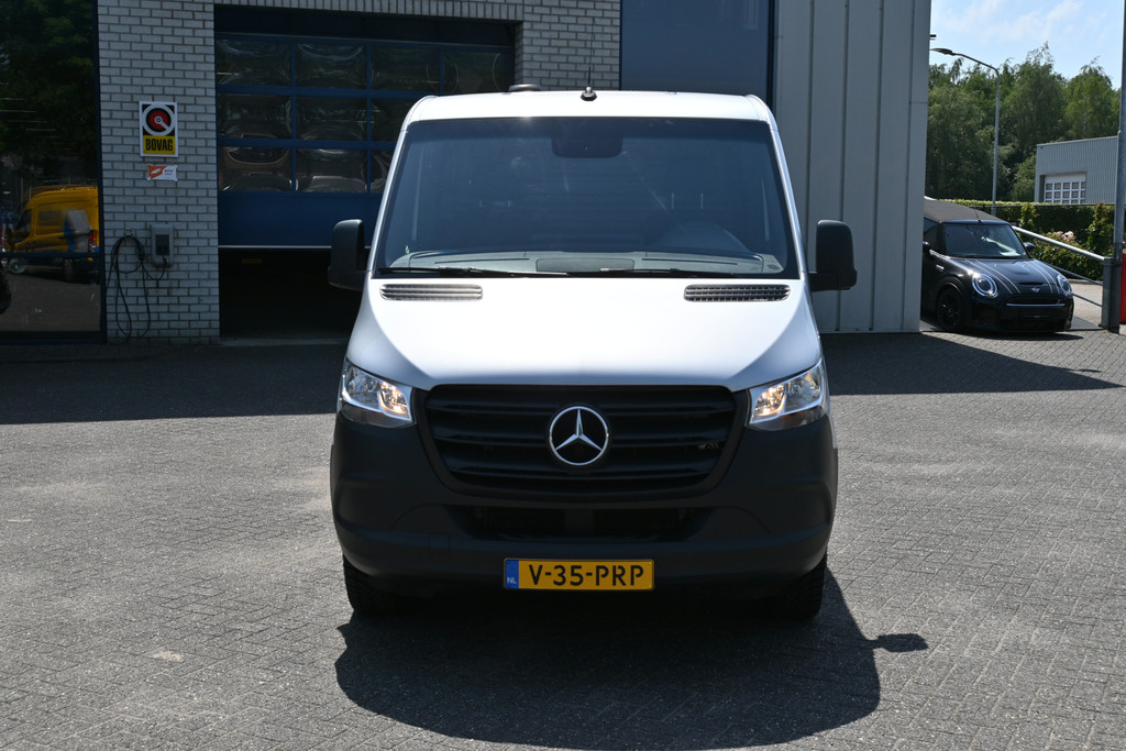 Mercedes-Benz Sprinter 1