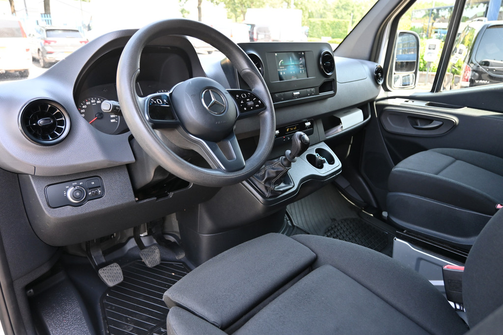 Mercedes-Benz Sprinter 3