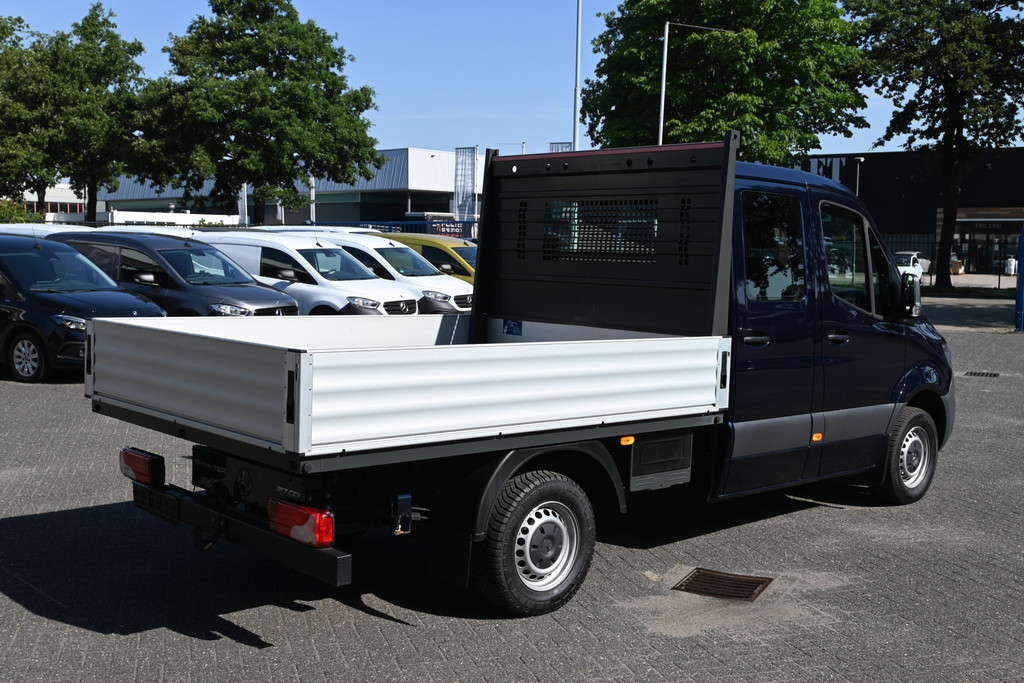 Mercedes-Benz Sprinter 2