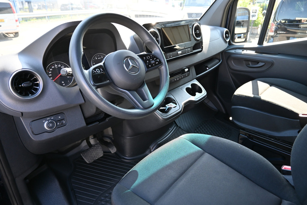 Mercedes-Benz Sprinter 3
