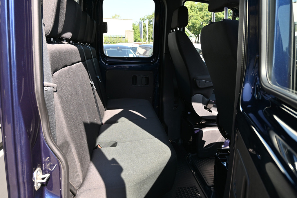 Mercedes-Benz Sprinter 8