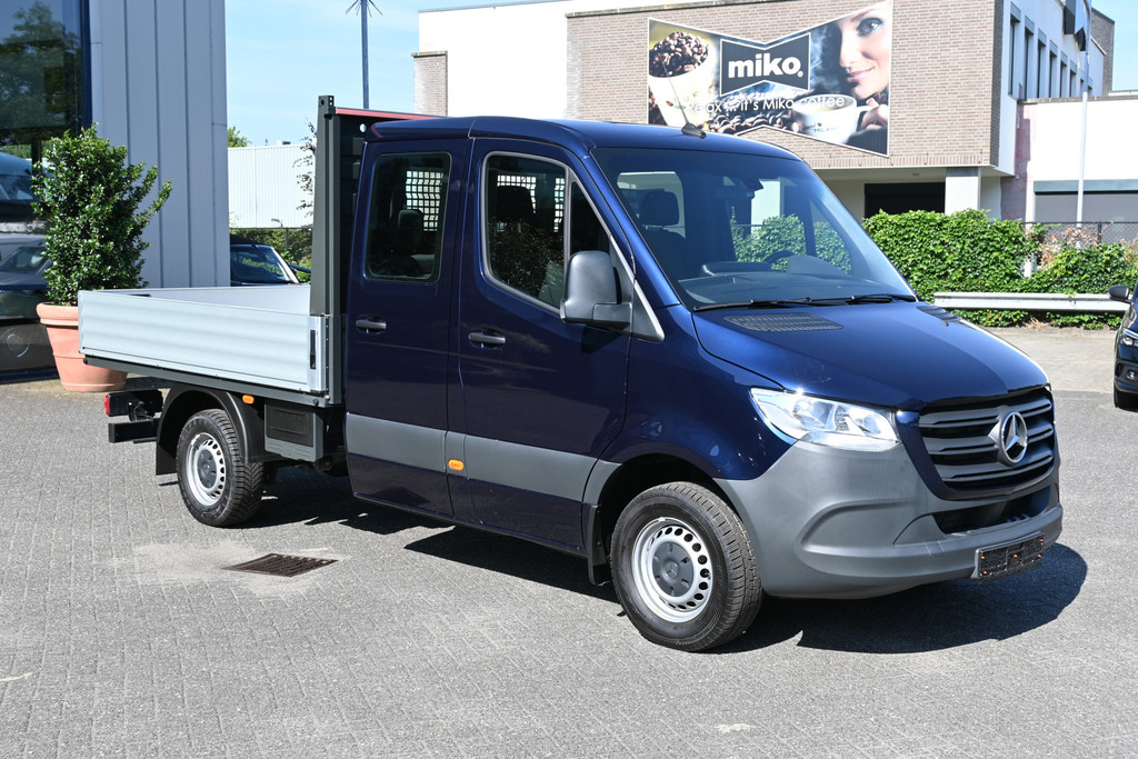Mercedes-Benz Sprinter 9