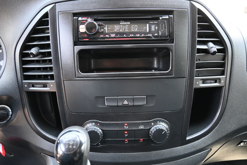Mercedes-Benz Vito 5
