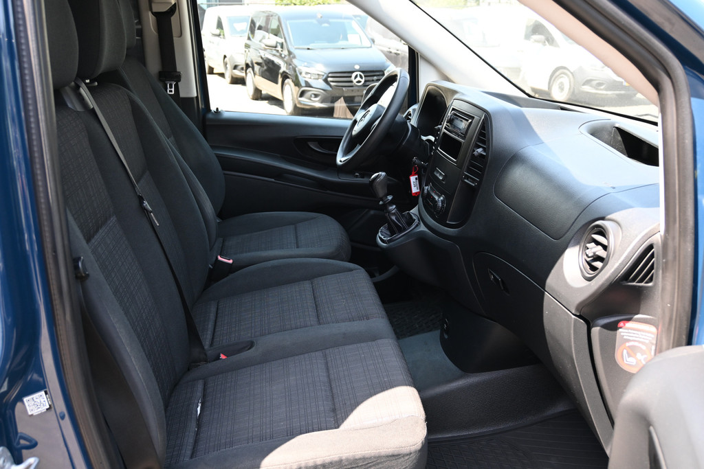 Mercedes-Benz Vito 6
