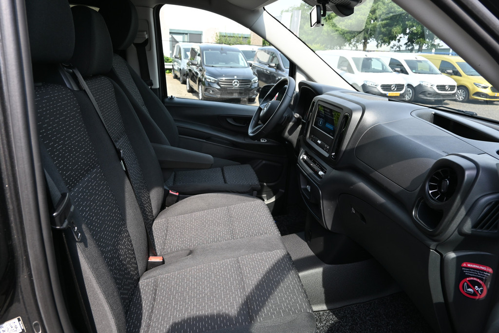 Mercedes-Benz Vito 10