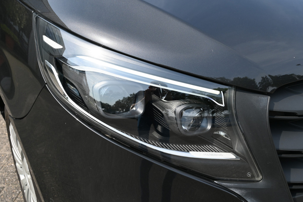 Mercedes-Benz Vito 12