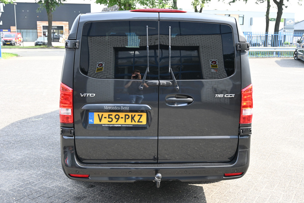 Mercedes-Benz Vito 13