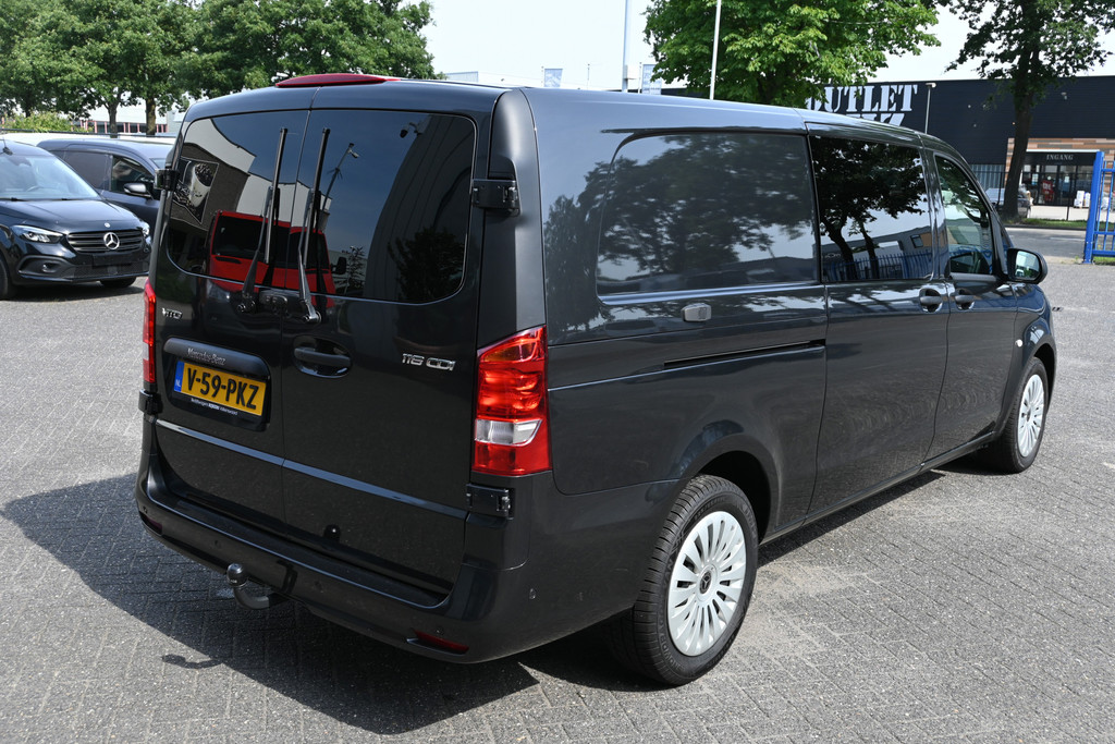 Mercedes-Benz Vito 2