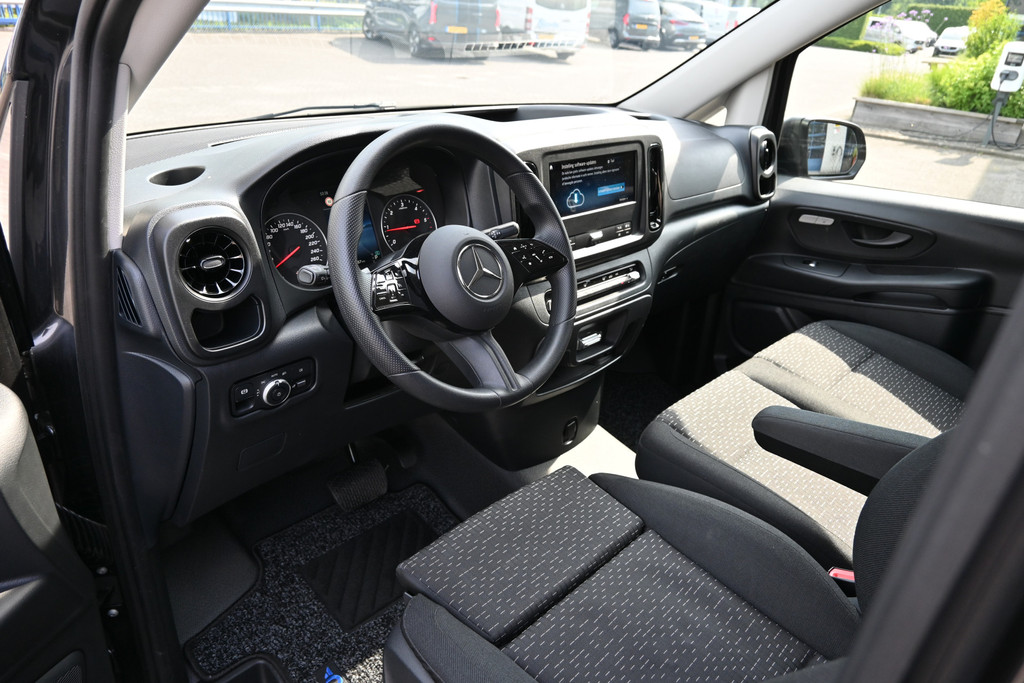Mercedes-Benz Vito 4