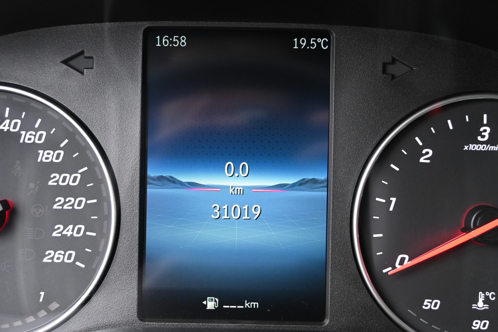 Mercedes-Benz Vito 15