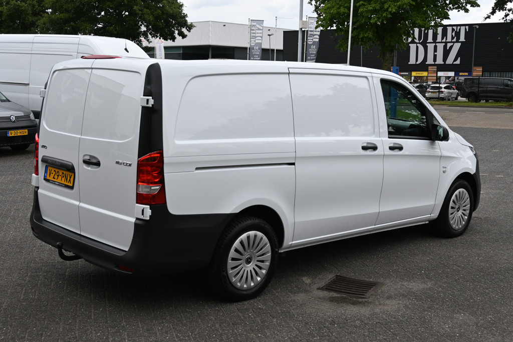 Mercedes-Benz Vito 2