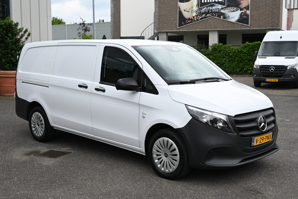Mercedes-Benz Vito 8