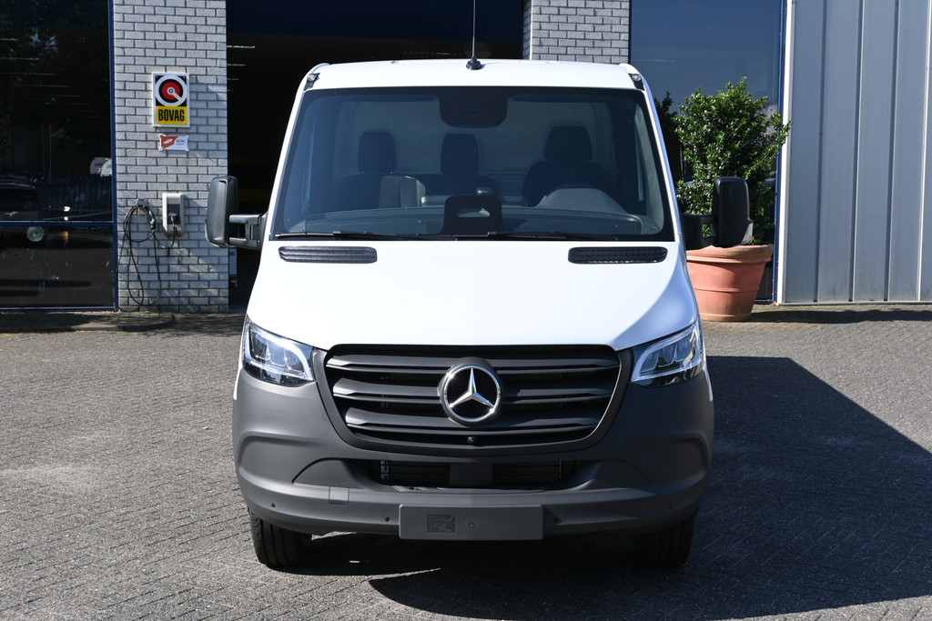 Mercedes-Benz Sprinter 1